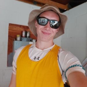 Meet your Posher, Jade